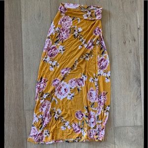 Charlotte Russe skirt |Curbside last chance to buy